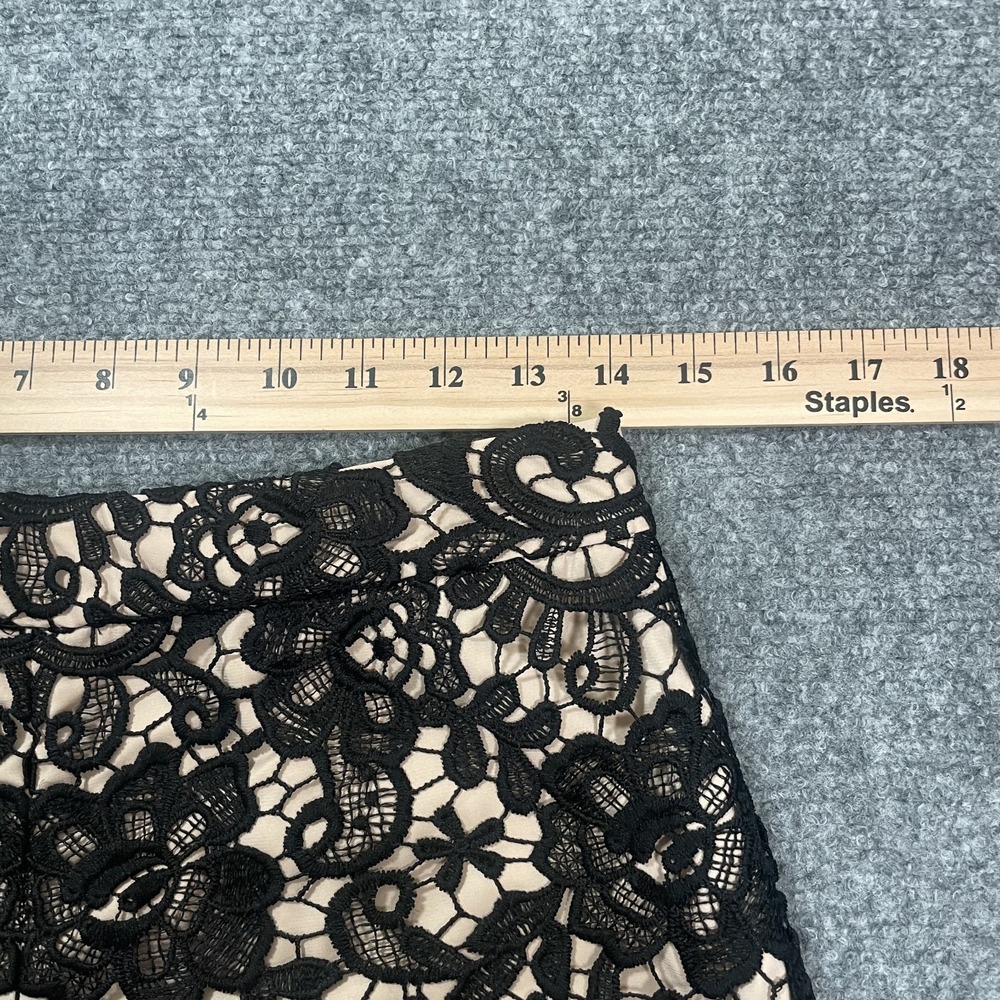 Alice + Olivia Shorts Women Sz 2 Black Lace Lined Hot Pants Festival Booty Short - Picture 6 of 13